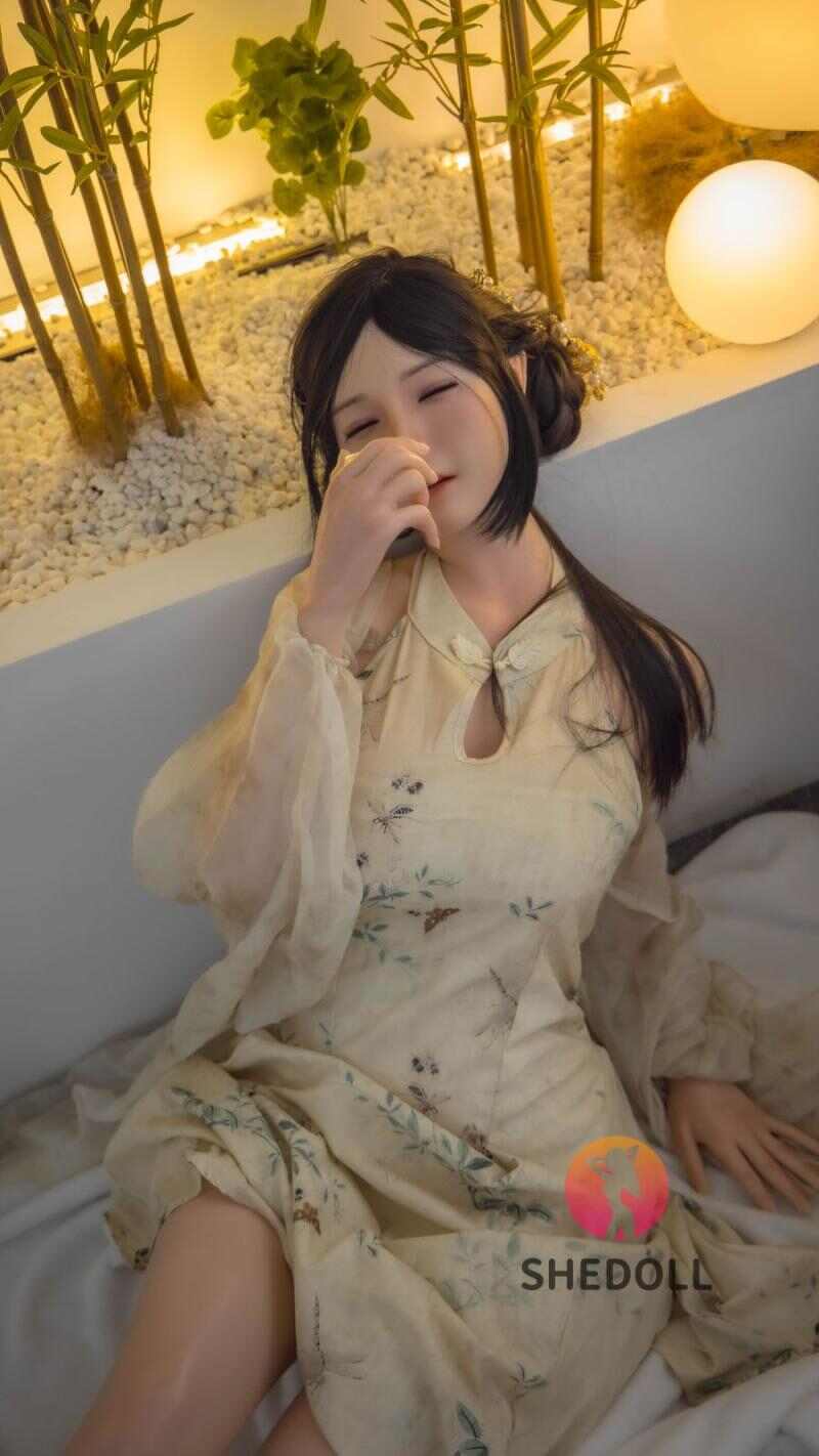 [SHEDOLL]ム|165cm｜Eカップ古典的美人・フローラルノースリーブ｜美白秘肌＆発熱+植毛｜オタクドリーム恋人